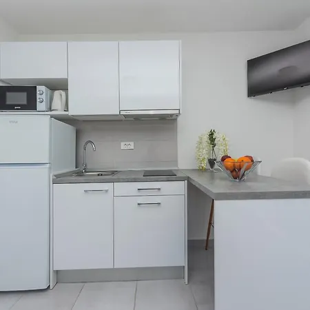M&a Apartamento Makarska