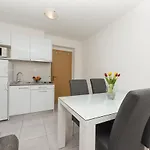 M&a Apartman *