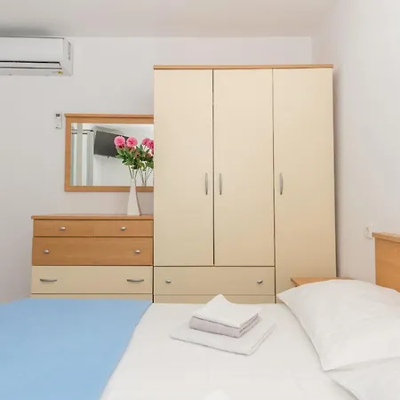 Apartment M&a