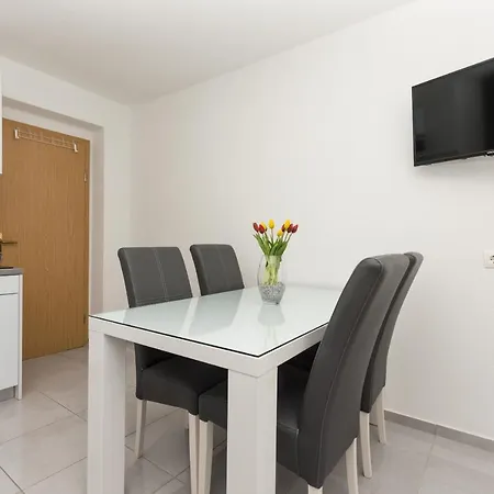 M&a Apartment *