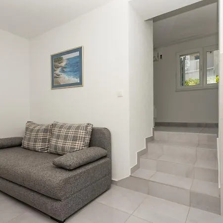 Apartment M&a