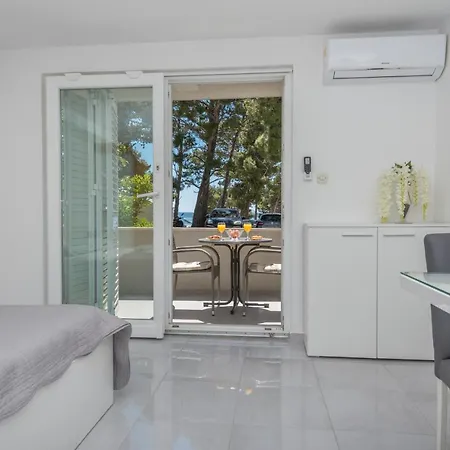 Apartment M&a *