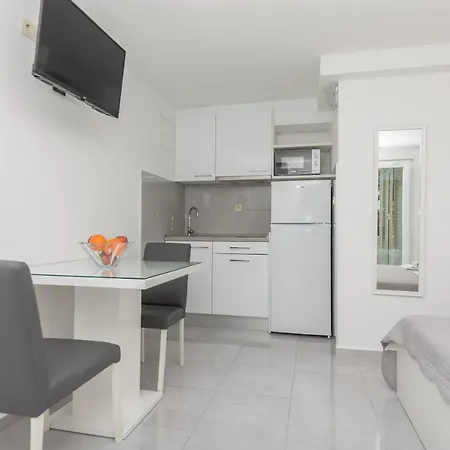 Apartment M&a