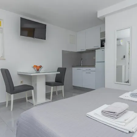 M&a Apartment Makarska