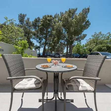 Apartment M&a *