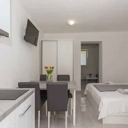 Apartment M&a *
