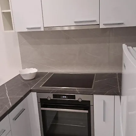 M&a Apartment *