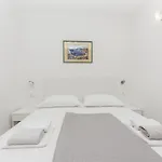 M&a * Makarska
